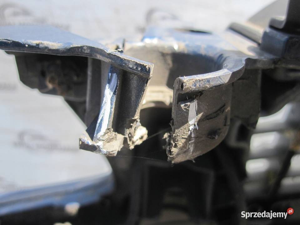 AUDI A4 B7 III 08r zderzak przód Kielce