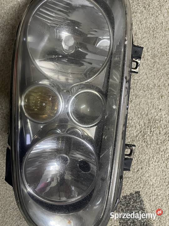 Lampy przod golf 4 sprzedam