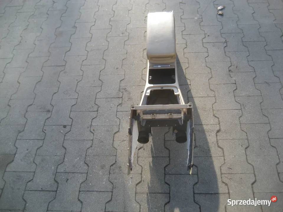 vw passat b6 0510r podłokietnik beżowy wersja Rakoniewice