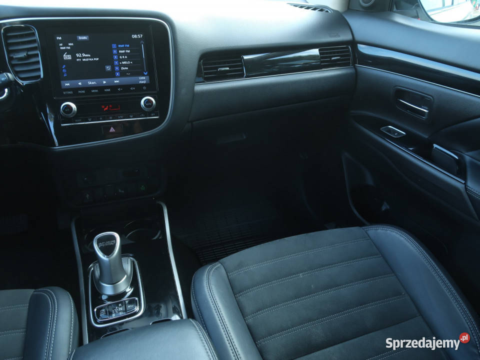 Mitsubishi Outlander 24 PHEV czujnik deszczu Bielany Wrocławskie