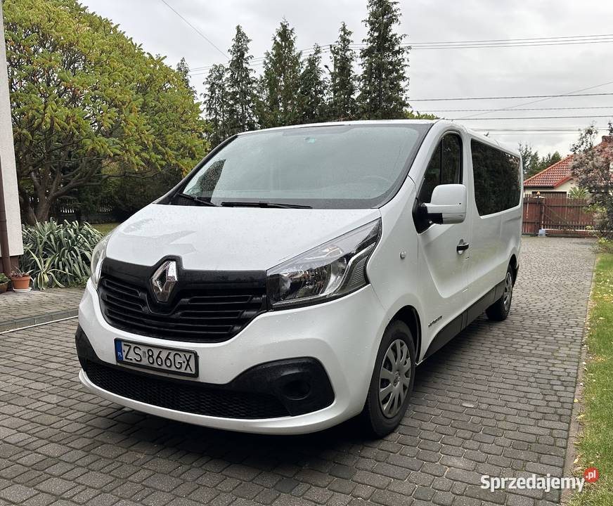 Renault Trafic III 16 diesel wersja long 9 osób Van / Minibus Warszawa