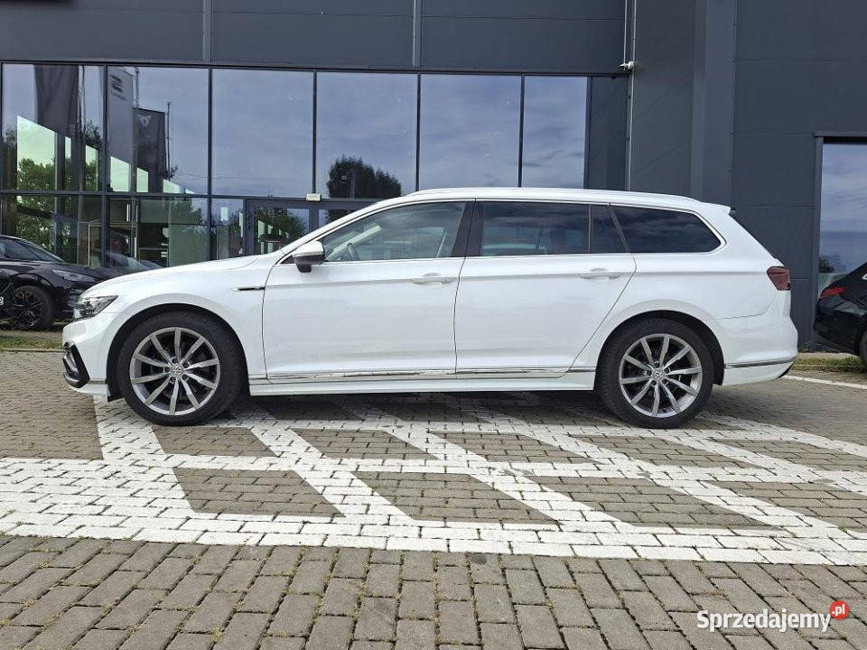 Volkswagen Passat 2020r FV23 ASO Alcantara