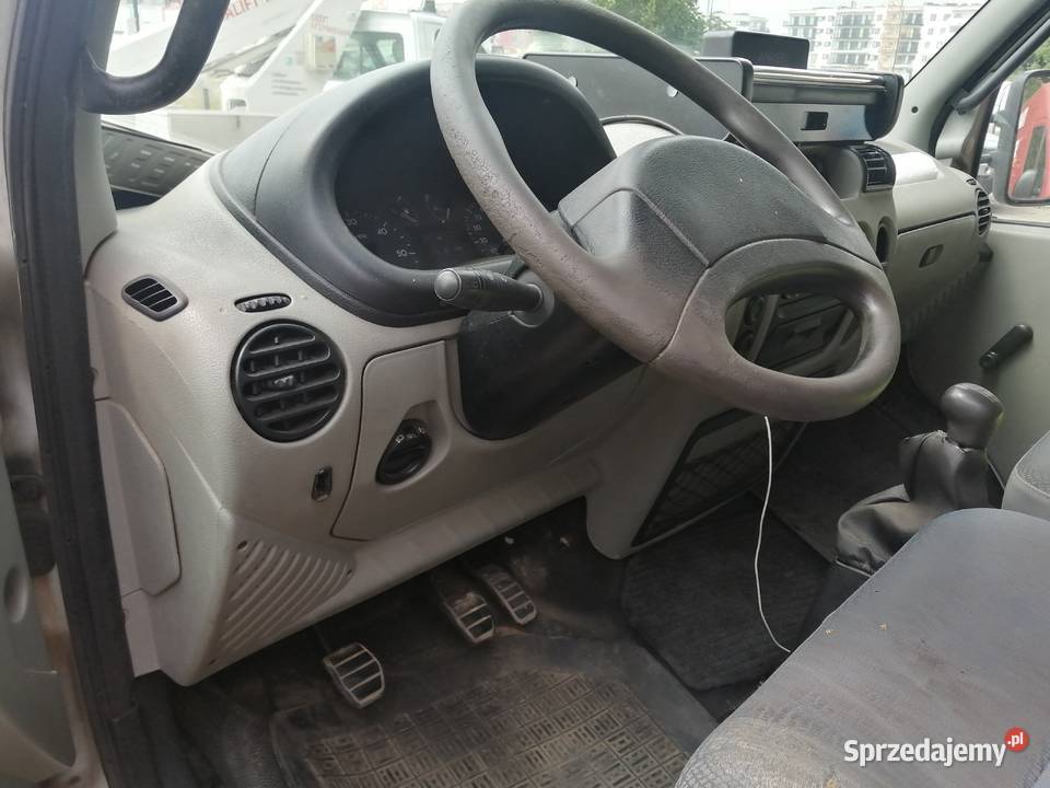 Renault Mascott 28 silnik iveco laweta ładowność 1780kg Warszawa