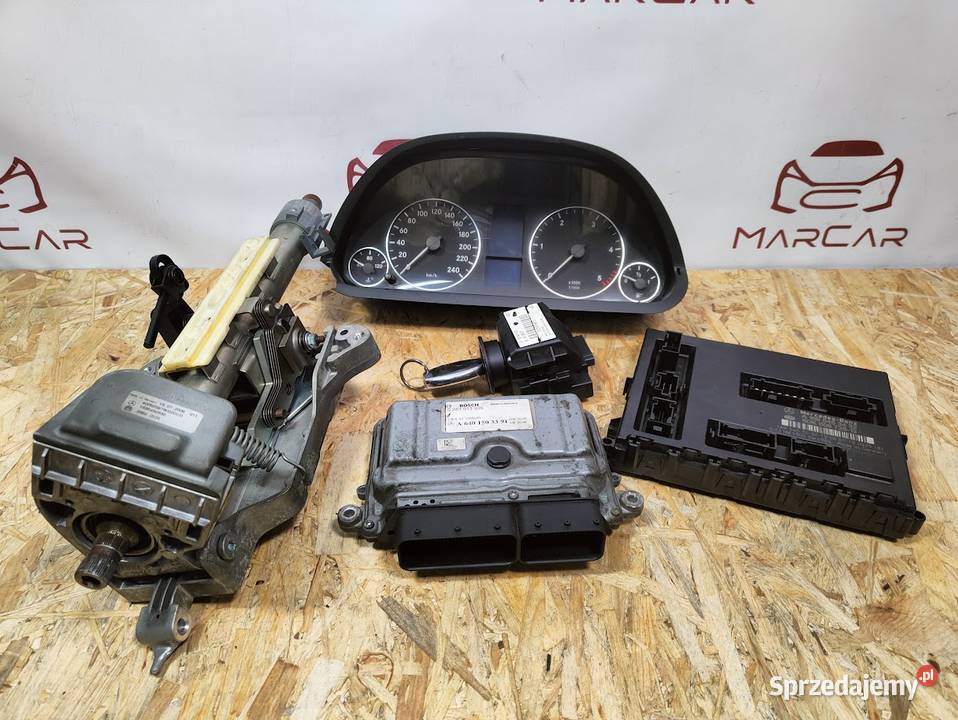 Zestaw Startowy Komputer Licznik Stacyjka Pleszew