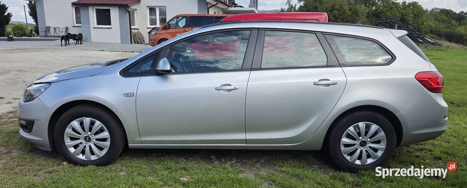 Opel Astra J 16 Cdti 2015 Klima Grzane fotele Rok produkcji 2015 Płock
