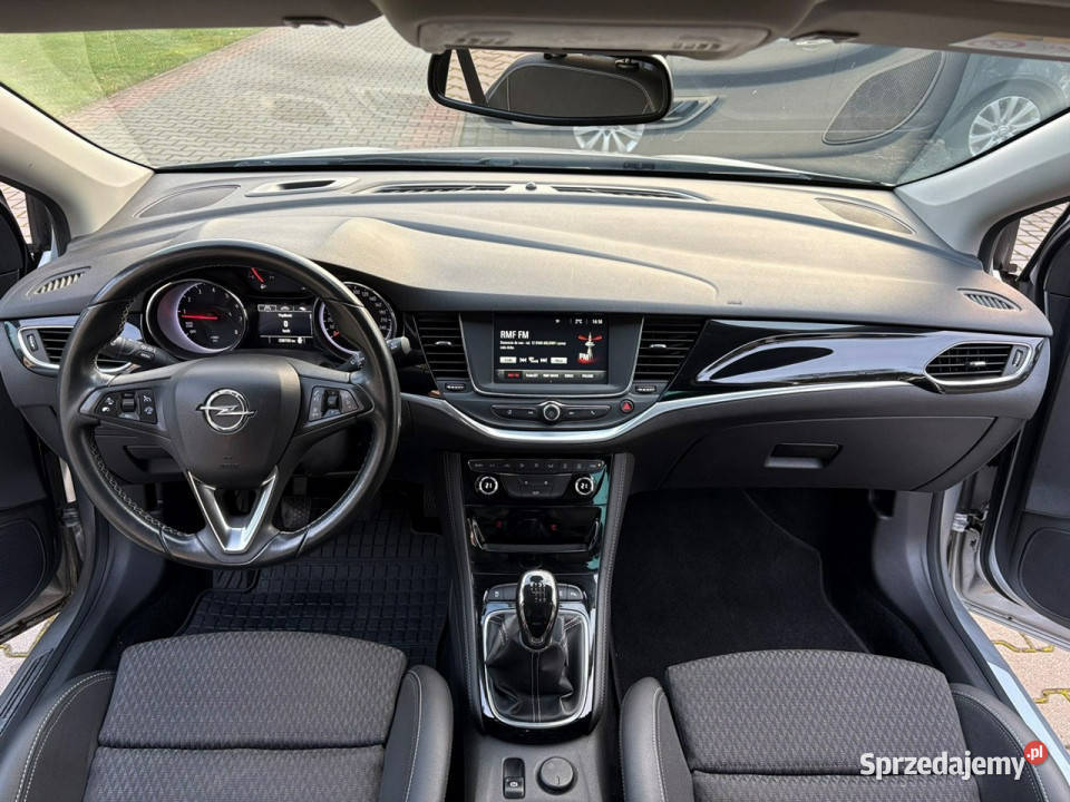 Opel Astra 14 150 LEDy Półskóry Kamera przyciemniane szyby Lipówki