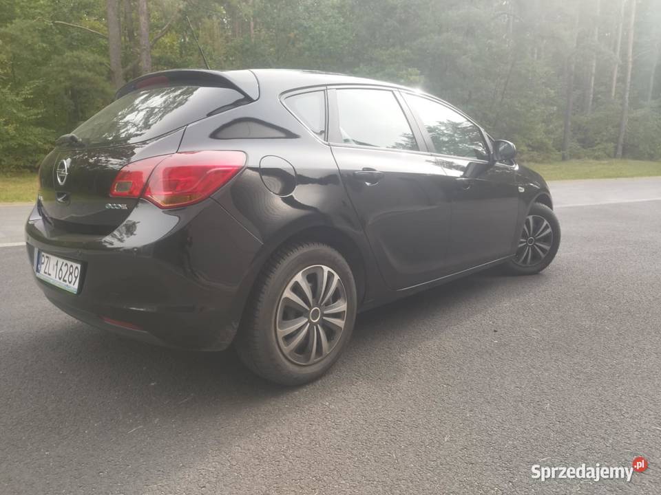 Sprzedam Opel Astra J 13cdti 95 Złotów