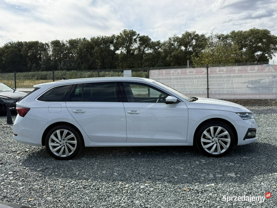 koda Octavia 14 16V TSI eHybrid 2021r DSG Lane wspomaganie kierownicy Wojkowice