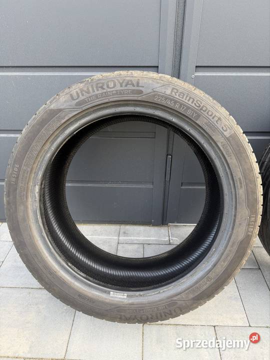 Opony Uniroyal RainSport 5 22545 R17 Ożarów Mazowiecki sprzedam