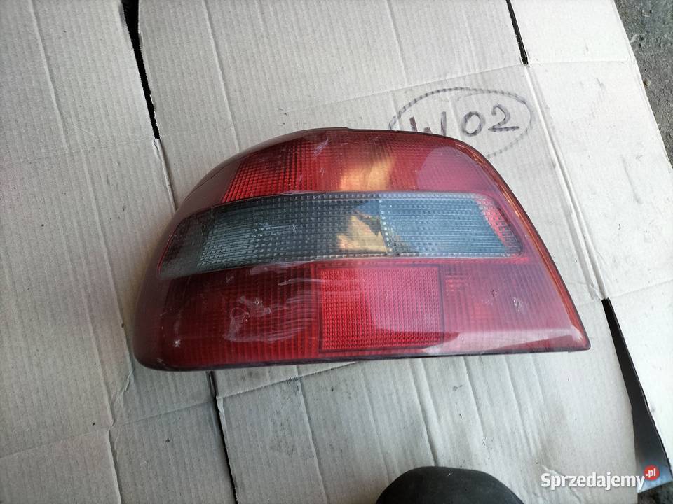 Volvo S40 LAMPA LEWY TYŁ LEWA TYLNA WKŁAD LAMPY Kamień-Kolonia