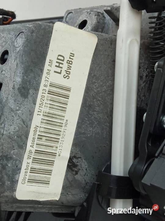 SCHOWEK PRAWY PASAŻERA ALUMINIUM 9214060 Bmw X6
