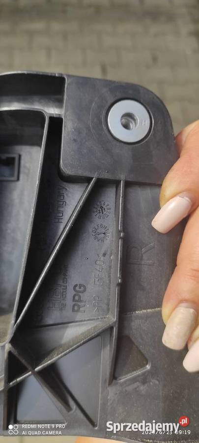 AUDI Q8 UCHWYT MOCOWANIE REFLEKTORA PRZÓD PRAWY Oświetlenie śląskie Częstochowa