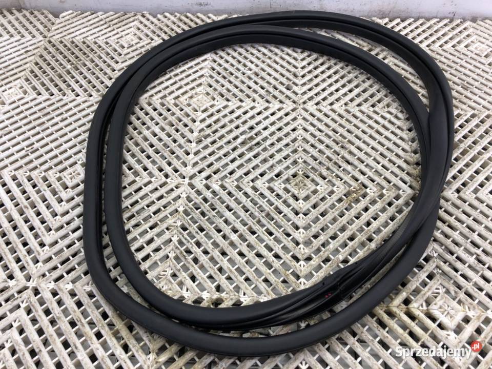 USZCZELKA DRZWI PRZÓD PRAWA HYUNDAI i30 podkarpackie