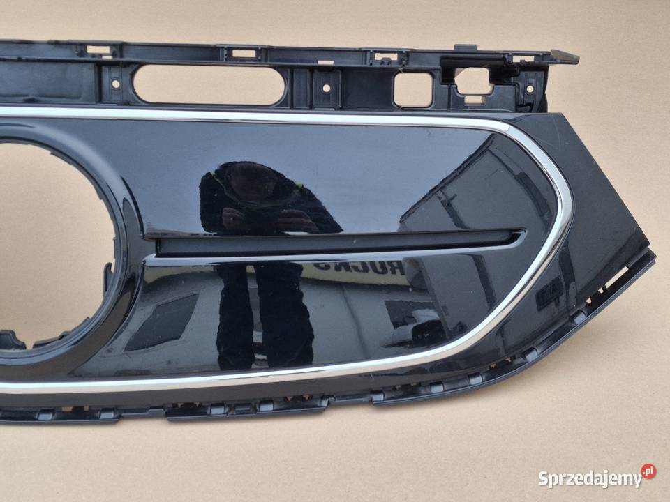 MERCEDES EQA EQB W243 Z243 GRILL ATRAPA Atrapy Bieleń