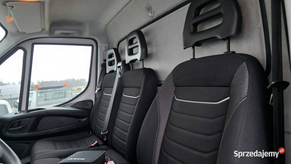 Iveco Daily 35S14 klima 3 osobowy pojedyńcze immobilizer
