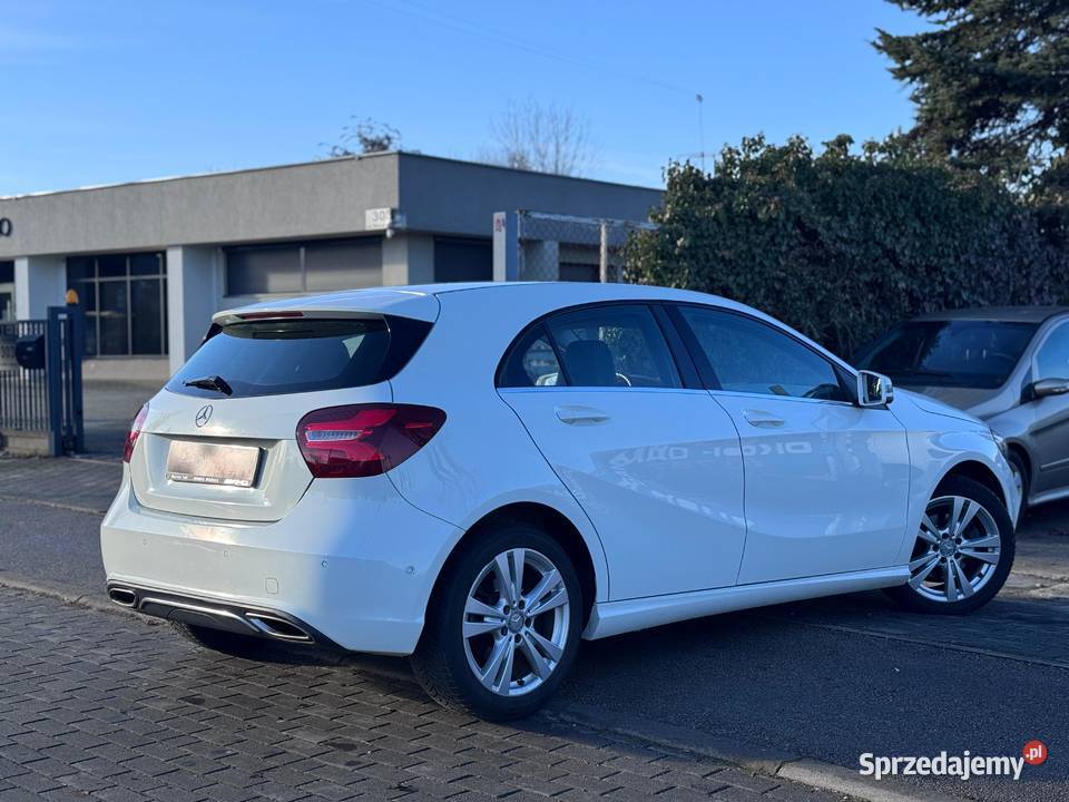 MercedesBenz Klasa A W176 16 2015 Klimatyzacja Samochody osobowe Częstochowa sprzedam