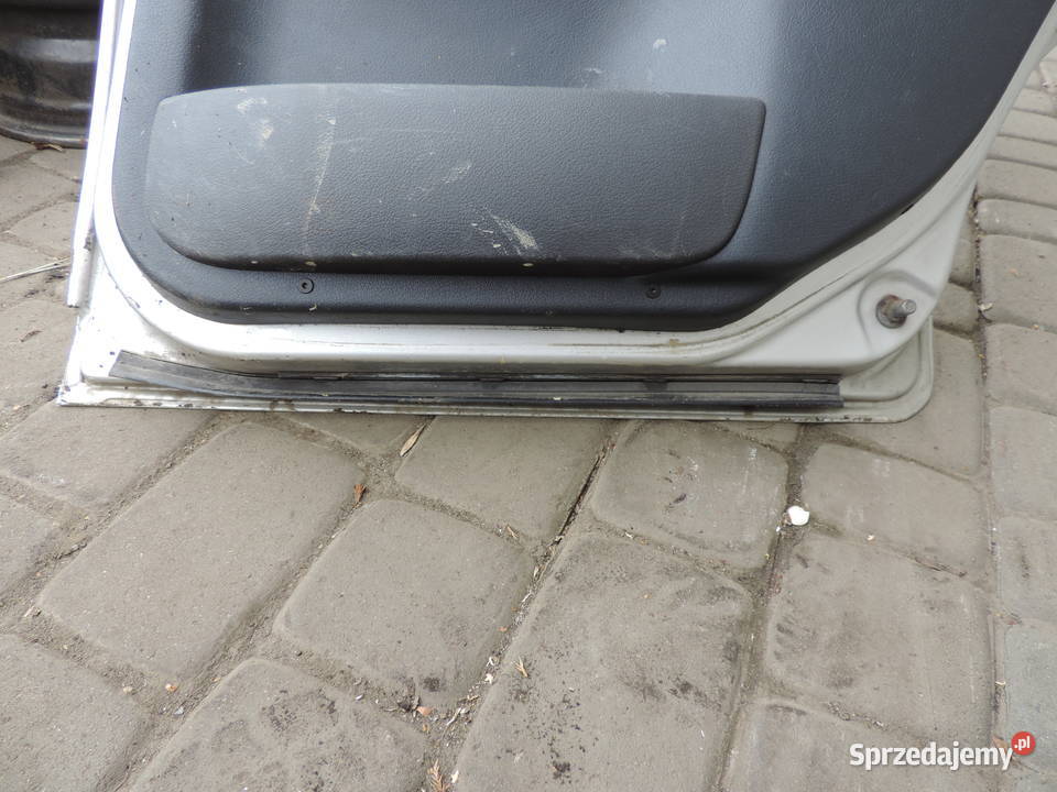 SKODA OCTAVIA 1 HB 5D DRZWI PRAWY TYŁ TYLNY Nowy Sącz