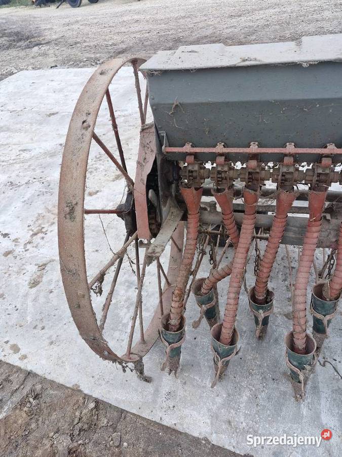 Siewnik 25 rurkowy do ciągnika stan łódzkie