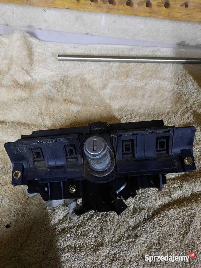 Mechanizm zamka klapy A6 C5 Avant mazowieckie
