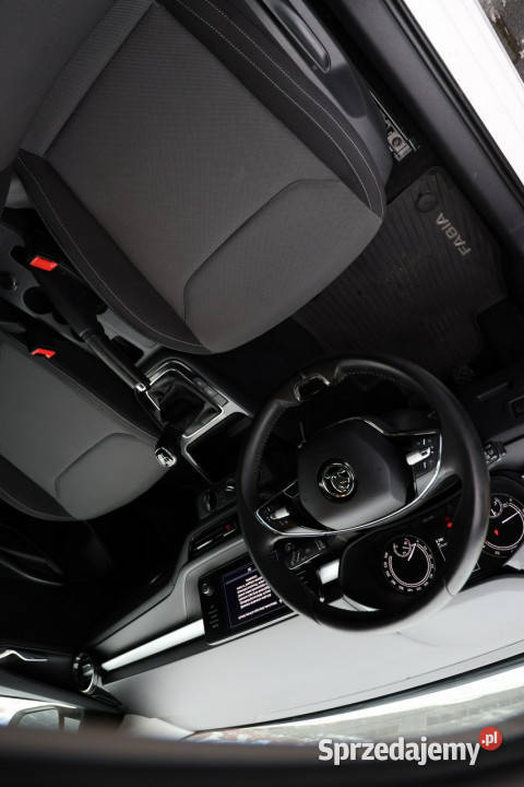 koda Fabia 10 TSI Ambition IV 2021 Motoryzacja Tychy