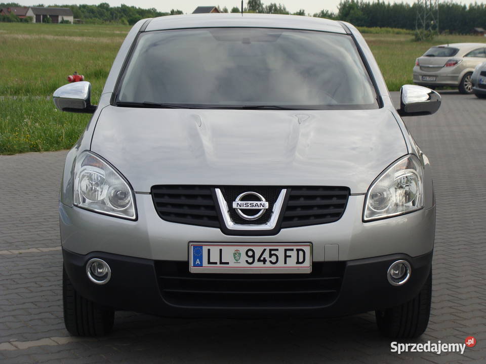 Nissan Qashqai 16 114 benzyna zarejestrowany serwisowany w ASO Radom