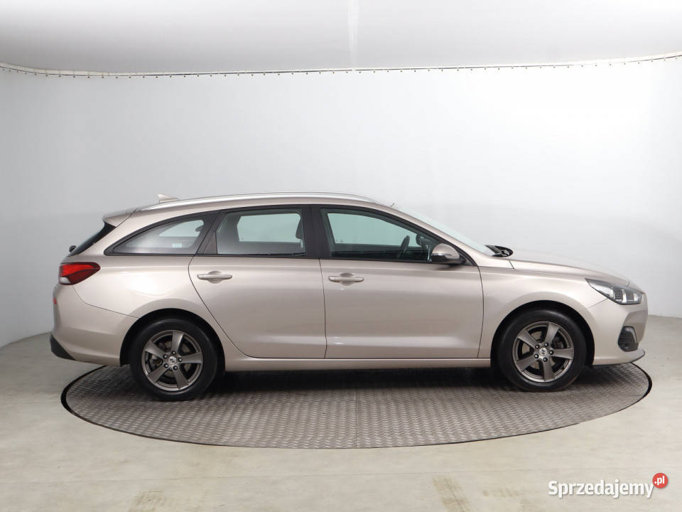 Hyundai i30 14 CVVT Bielany Wrocławskie