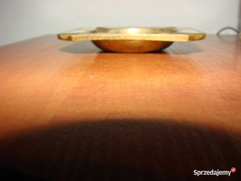 mała mosiężna popielniczka pomorskie