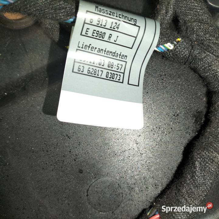 Wspornik tapicerki drzwi lewych przednich BMW sprzedam