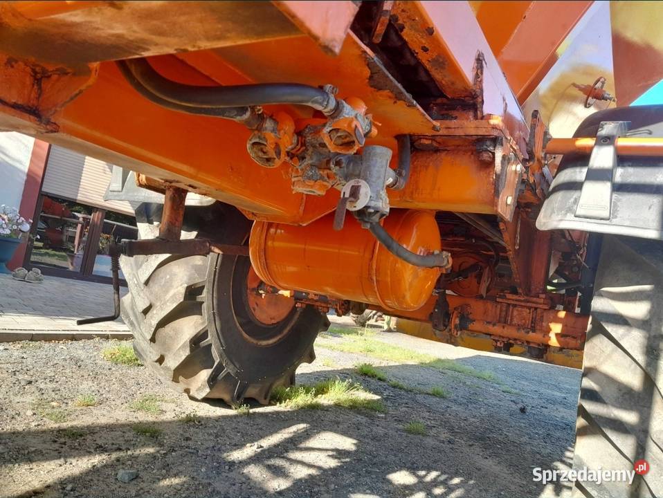 Rozsiewacz wapna nawozu piaskusoli Gustrower Sadogóra