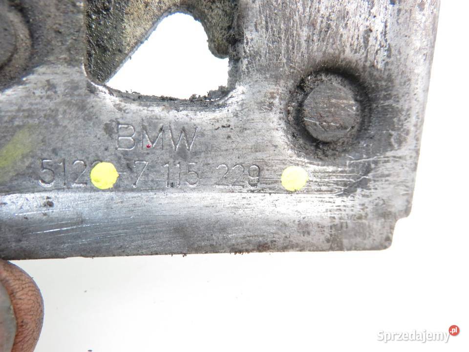 2X ZAMEK MASKI BMW 3 E90 7115229 sprzedam