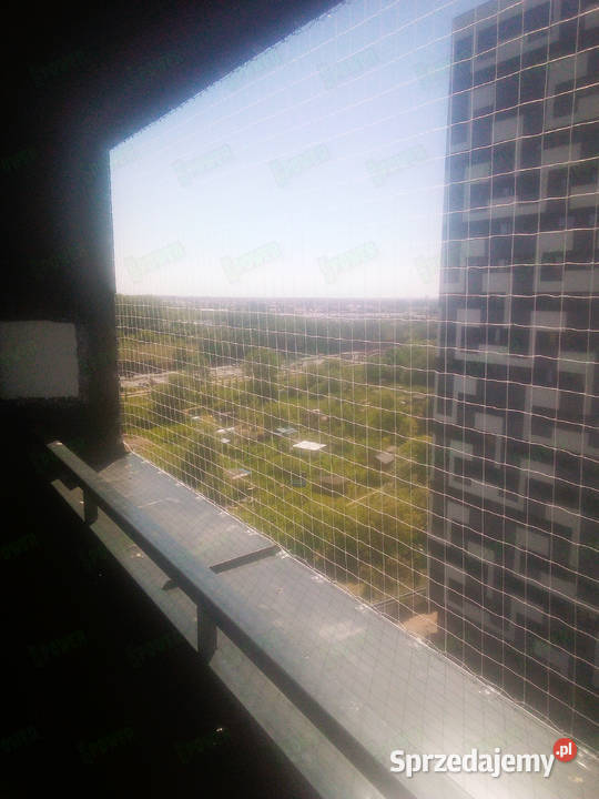 Siatka na balkon przeciw gołębiom montaż bez
