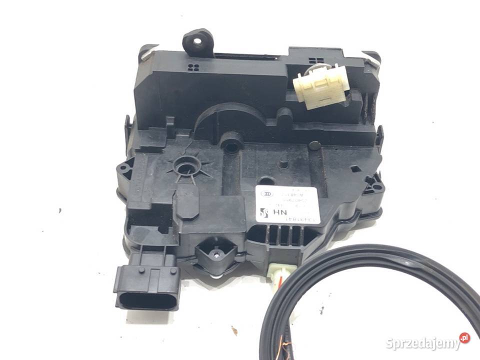 ZAMEK DRZWI LEWY PRZÓD OPEL CORSA E Hatchback