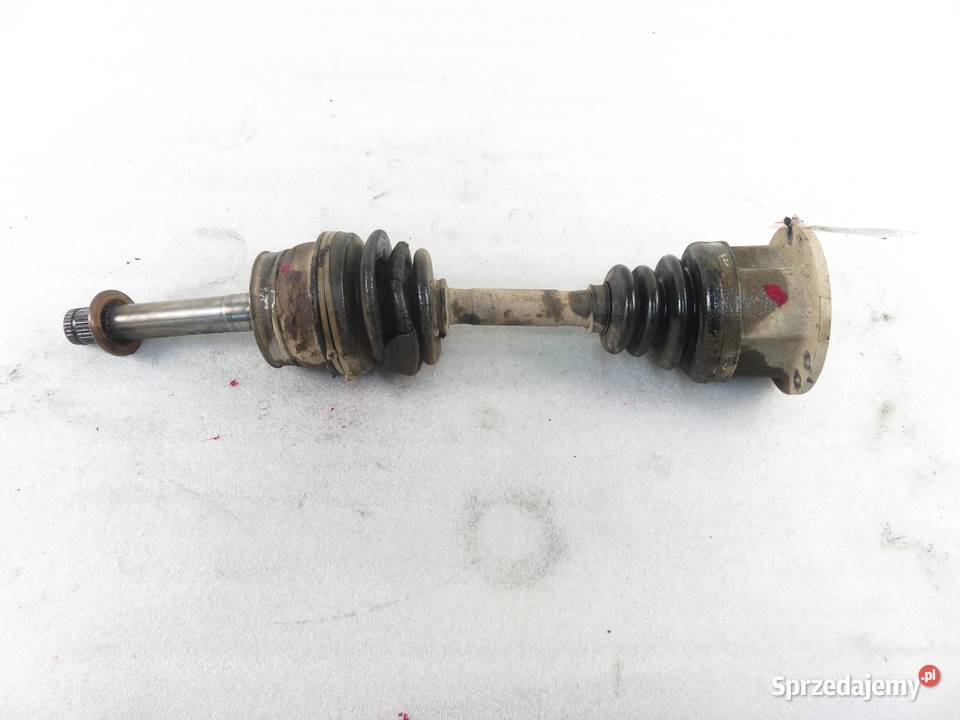 PÓŁOŚ PRAWA PRZEDNIA NISSAN TERRANO II R20 24 i