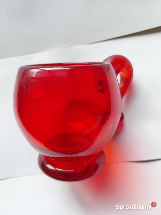 Mały dzbanek pucharek grube szkło czerwone PRL Pozostałe Wrocław