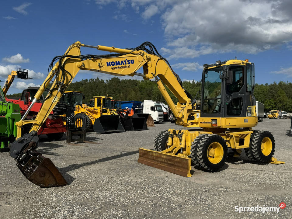 kołowa Komatsu PW 98 MR 8 Pług Podpory 10ton Widełki