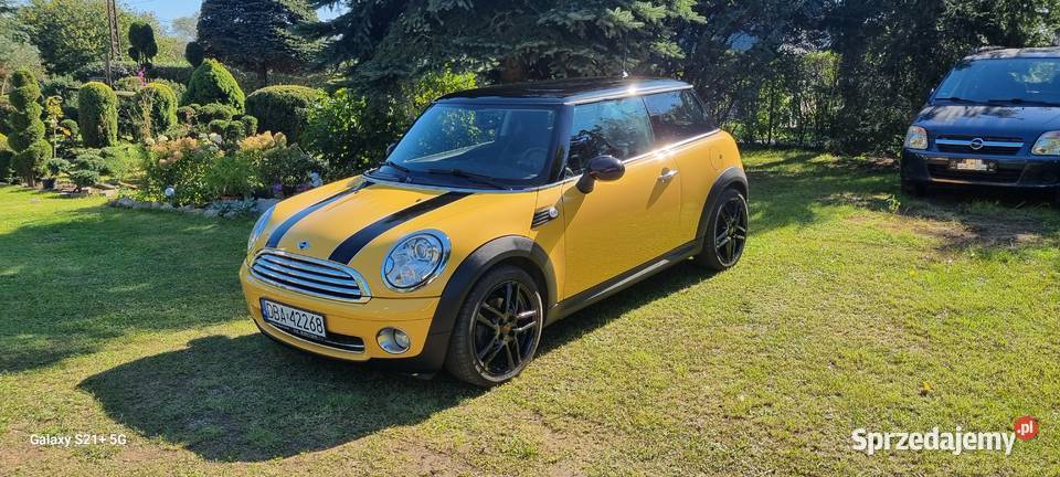 Piękny Mini Cooper dużym serwisie zmieniarka CD dolnośląskie Jelenia Góra sprzedam