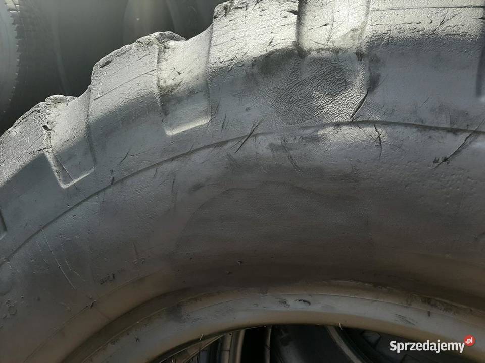 4x Opona używana przemysłowa 1200R24 MICHELIN