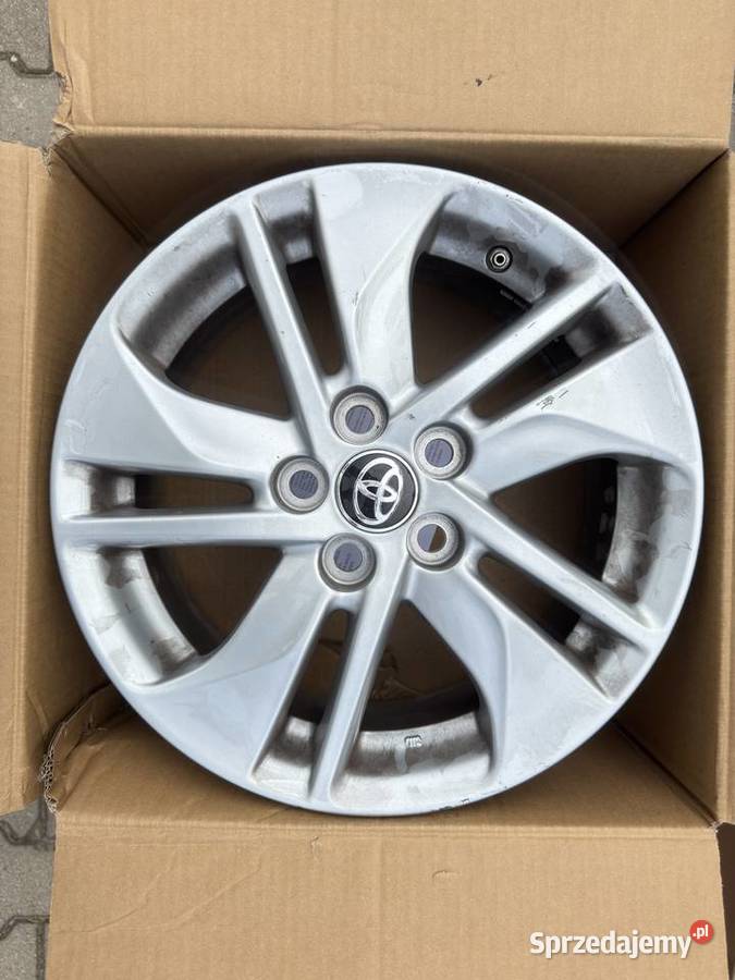 15 calowe felgi aluminiowe Toyota 5x100 ET45 aluminiowe sprzedam