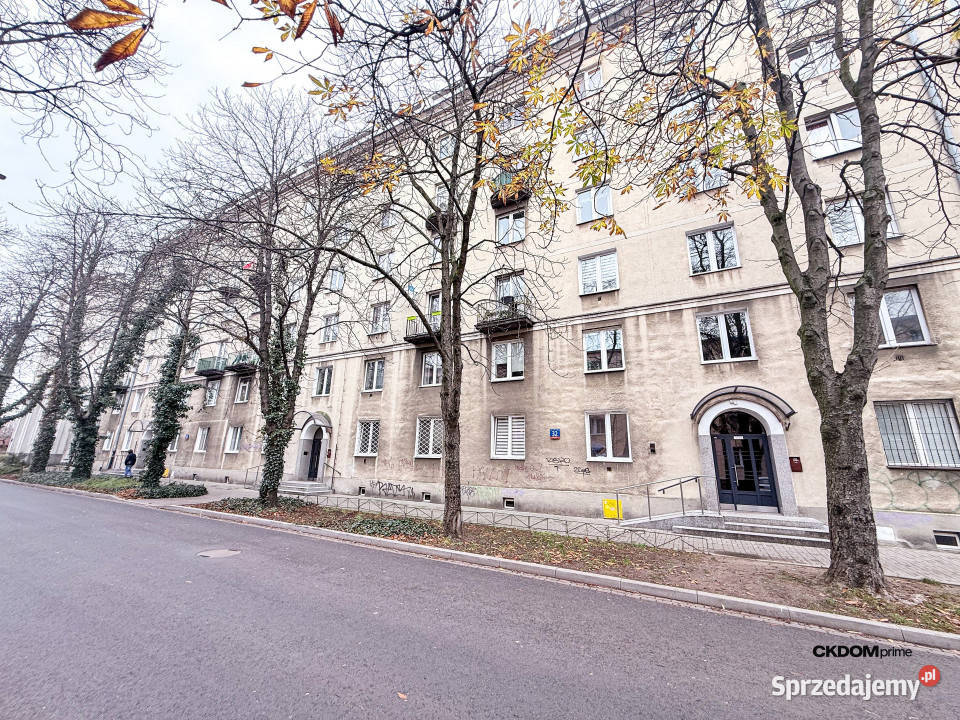 Klimatyczna kawalerka 341 m w kamienicy Rok budowy 1964 Mieszkania mazowieckie Wierzbno
