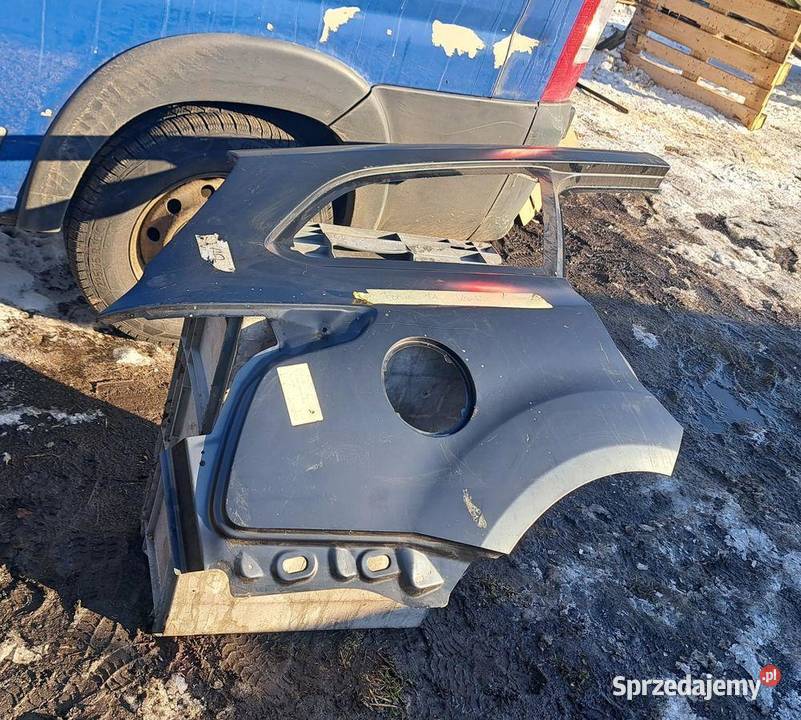 Błotnik prawy tył tylny Ford Focus III Kombi