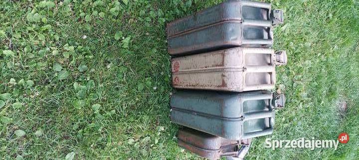 Kanistry metalowe 20 l z okresu PRL dostępne 3 Zawiercie