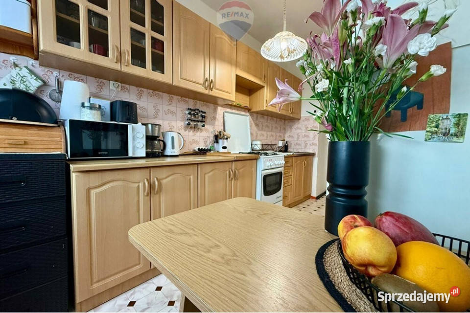 Mieszkanie M3 64 m2 os Karpackie Rok budowy 1981 Sprzedaż śląskie Bielsko-Biała