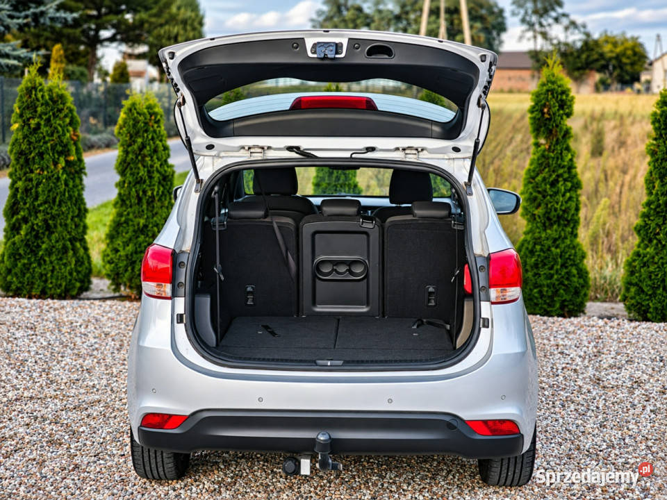 Kia Carens IV 2013 Sadlno