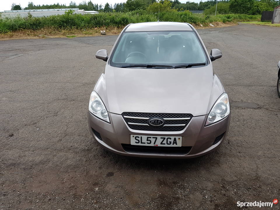 Kia Ceed 16 crdi 2007 anglik bezwypadkowy Hatchback sprzedam