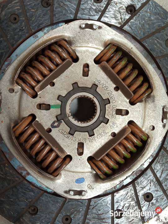 SPRZĘGŁO 123114899R 302058046R 10 TCE Dacia świętokrzyskie
