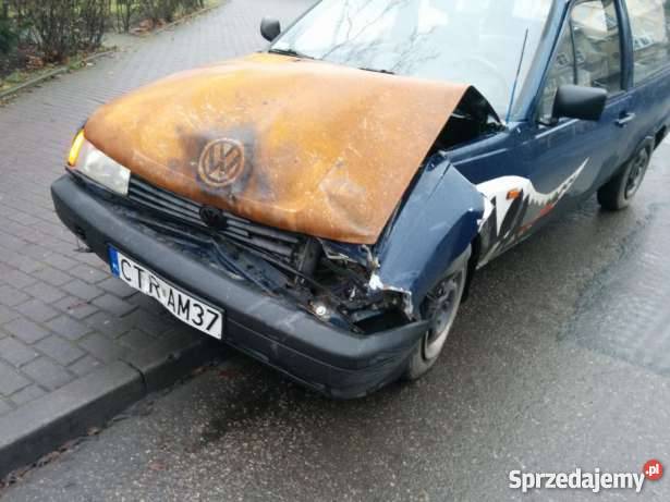 Volkswagen Polo 86c II 2 wnetrze boczki fotele Januszewo