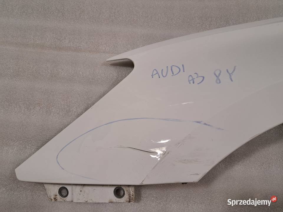 Błotnik L Audi a3 8y podlaskie Białystok sprzedam