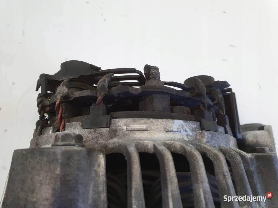 ALTERNATOR Audi A6 C4 25 TDI valeo 059903015F Rudka