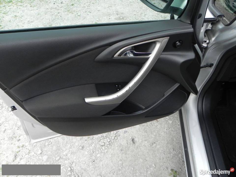 Uszkodzony Opel Astra 2012 elektryczne lusterka sprzedam