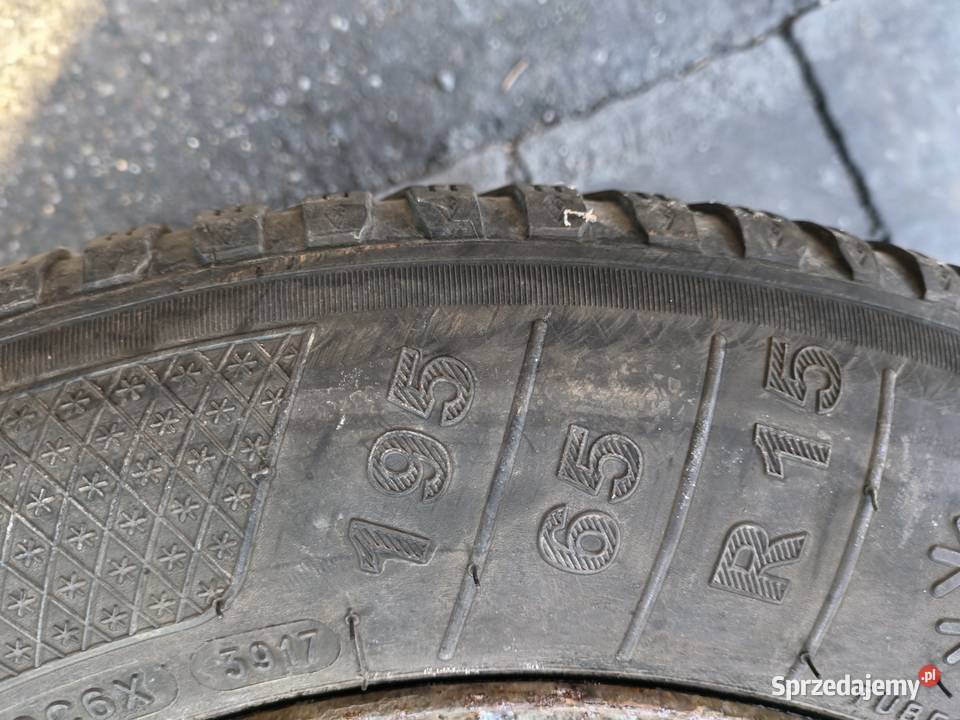Sprzedam koła z oponami Kleber 19565R15 Samochodowe Dąbrowa Górnicza sprzedam